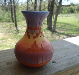 Mesa Verde Pottery Vase Signed Native American Navajo Ute Southwestern Landscape - Picture 1 of 9