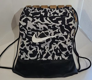 Nike Rucksack schwarz/weiß Kordelzug - Bild 1 von 3