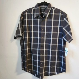 NWT - AXIST Mens XL Slim Fit Short Sleeve Button Up Plaid Shirt Casual Top - Picture 1 of 7