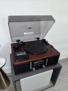 TEAC CD Recorder with Turntable/Cassette Player LP-R500 - Picture 1 of 8