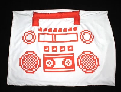 KIDS PILLOW SHAM..PILLOWFORT/TARGET..BOOM BOX 27x20...ORANGE/WHITE...EXCELLENT! - Image 1 of 2