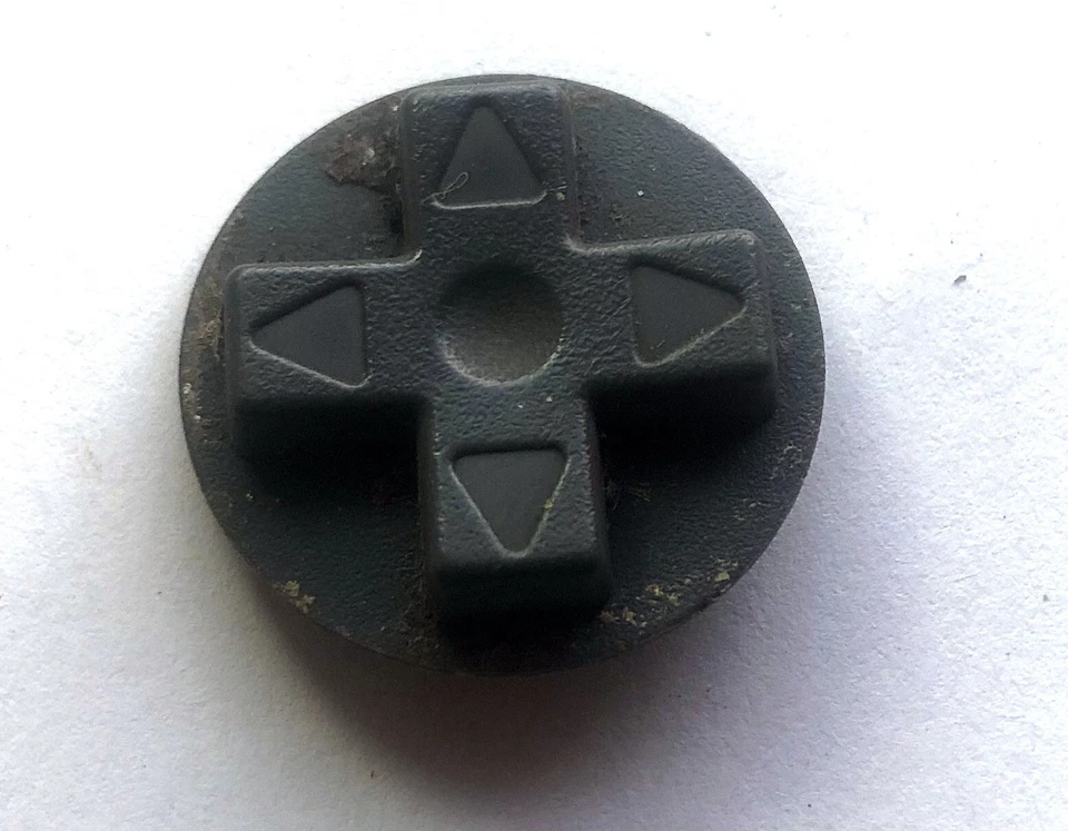 Original Direction Button - Nintendo SNES SUPER NES (PAL) CONTROLLER SNSP-005 - Image 1 of 2