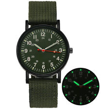 ASAMO Herren Armbanduhr mit Nylon Armband mit Leuchtzeiger Analog Uhr Army D0043