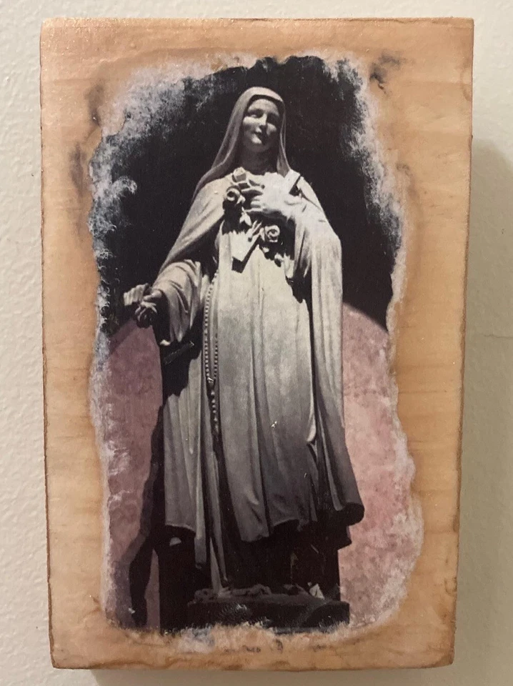 St Therese Of Lisieux: Wood Plaques (12” X 8”) with Stained Image Of Saint - Image 1 of 1