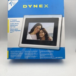 New Dynex 7' Digital Picture Frame Remote Control 16Mb Internal Memory Black - Picture 1 of 6
