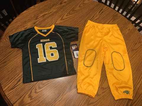 North Dakota State University Bison NCAA Toddler Boy's Jersey/Pants Size 2T, NWT Cover
