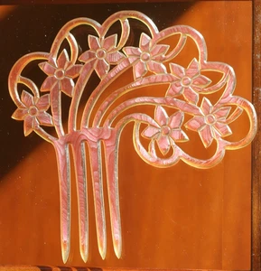 Peine de pelo de celuloide floral vintage diseño calado estilo Art Nouveau imitación tortuga - Imagen 1 de 6