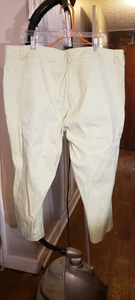 Pre-owned - Lane Bryant - Lime Green Capri Pants - Size 24 - Picture 1 of 6