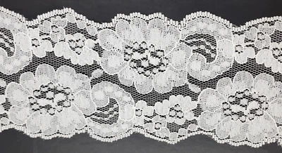 white floral scalloped raschel lace 3.25"2+ yards vintage  edging double flower - Image 1 of 3