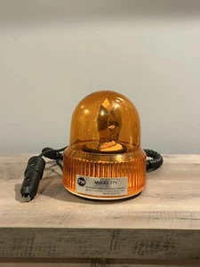 Peterson Manufacturing Co. faro strobo arancione~modello # 771~base magnetica - Foto 1 di 5