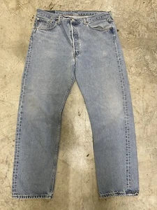 VINTAGE Levis 501 Jeans Mens 38x31.5 Blue Med Wash Straight Leg Button Fly Y2K - Picture 1 of 8
