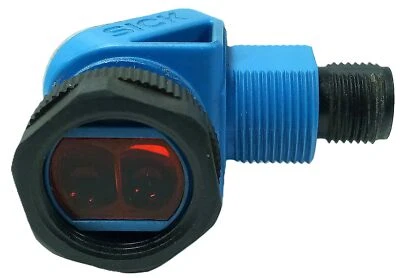 SICK ET3-P5728 10-30 V DC Photoelectric Proximity Sensor - Image 1 of 3