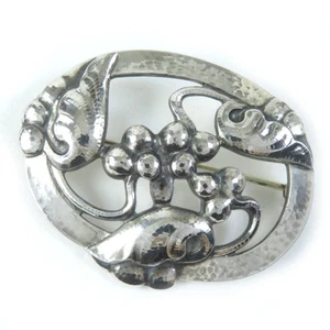 Georg Jensen 101 Ladies Moonlight Grape Sv925 Brooch Silver Weight 17.8g Ladies - Picture 1 of 6