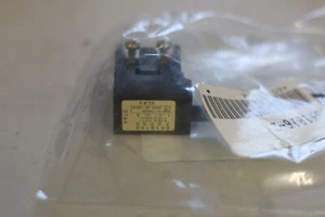 Genuine Makita Switch 6515816-2  - Picture 1 of 2