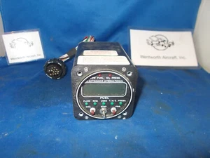 ELECTRONICS INTERNATIONAL 2 1/4" FUEL PRESSURE GAUGE ( FP-5 ) - Imagen 1 de 1