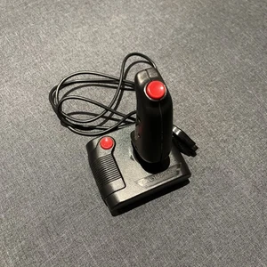 Controller joystick Quickshot I Spectravideo (Commodore 64/128, Amiga, Atari) - Foto 1 di 2