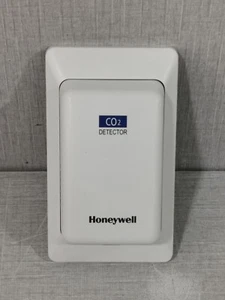 CDS2000A1000B / Honeywell Carbon Dioxide Detector - Picture 1 of 8
