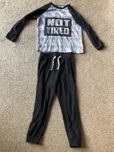 PJYAMAS-NOT TIRED-CHILDS-KIDS-BOYS-7 YEARS OLD-HARDLY WORN-GREAT CONDITION - Picture 1 of 3