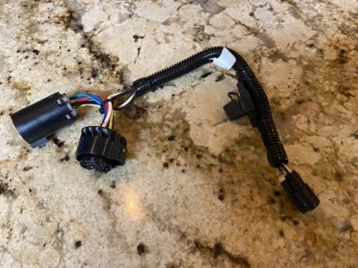 Curt / GM - Tailgate Kicker Wire Harness / Power Adaptor, # 529009 (NEW) - Image 1 of 4