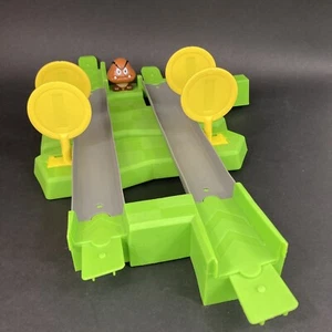 Hot Wheels x Mario Kart Circuit Coin Sign Track - Slam Replacement Part - Picture 1 of 9