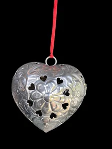silver heart ornament gift box potpourri quality 3 3/4” - Picture 1 of 11