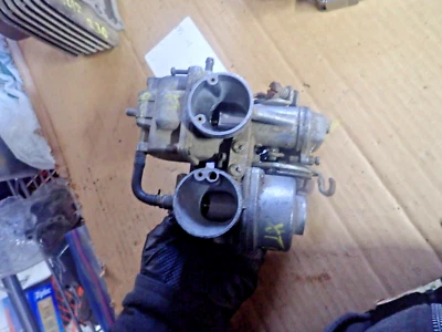 Carburadores/carbohidratos/carbros Yamaha TT 600 1984 vendidos para piezas o reparación Foto 1 de 4