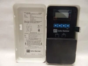 CUTLER HAMMER CHEL4000 24 HOUR ELECTRONIC TIME CLOCK SPST 30A 120V NEMA 1 - Picture 1 of 3