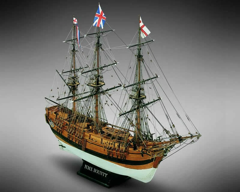 Mamoli MV39 H.M.S. Bounty 1 64 modellismo