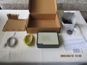 WLAN Hitron CVE-30360 Kabel Router - Bild 1 von 8