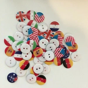 60 St. viele Flagge Knöpfe aus Acryl, 18mm, DIY, scrapbooking Nähen - Bild 1 von 2