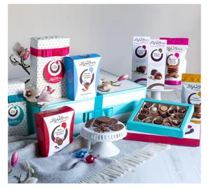 π« Lily O'Brien's Chocolate Indulgence Hamper β 10 Luxury Collections β 1586g π« - Picture 1 of 6