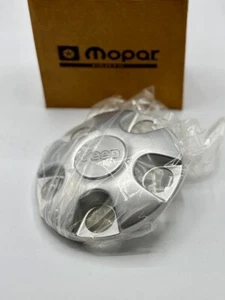Oem Mopar 5ZA48S4AAA 5GL69S4AAA Wheel Cap 02-07 Jeep Liberty Wrangler - Picture 1 of 1