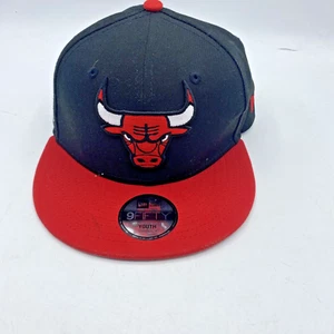 New Era 9Fifty Youth Boy's Snapback Chicago Bulls NBA Black/Red New - Picture 1 of 9