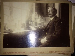 DORNAC :DEUX PHOTOGRAPHIES D'Albert DASTRE.Série NOS CONTEMPORAINS CHEZ EUX . - Picture 1 of 3