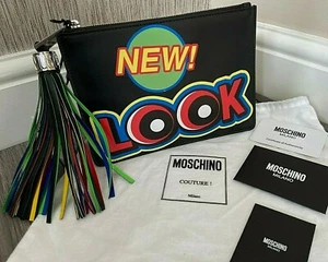 Moschino Schwarz Grafik Aufdruck Leder Clutch Einzelhandel Hergestellt IN Italy - Bild 1 von 12