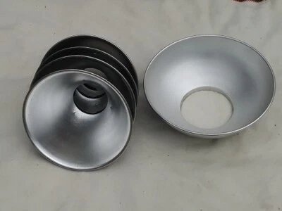 Lot of 5 Speedotron & Balcar Reflectors for studio lights 1 -14"  & 4 - 11.5" - Image 1 of 2