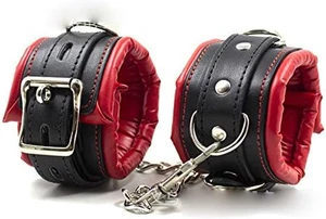 ® Manette per Coppia Nero E Rosso, Imbottite E Morbide, Sexishop Uomo Donna Lui  - Foto 1 di 4