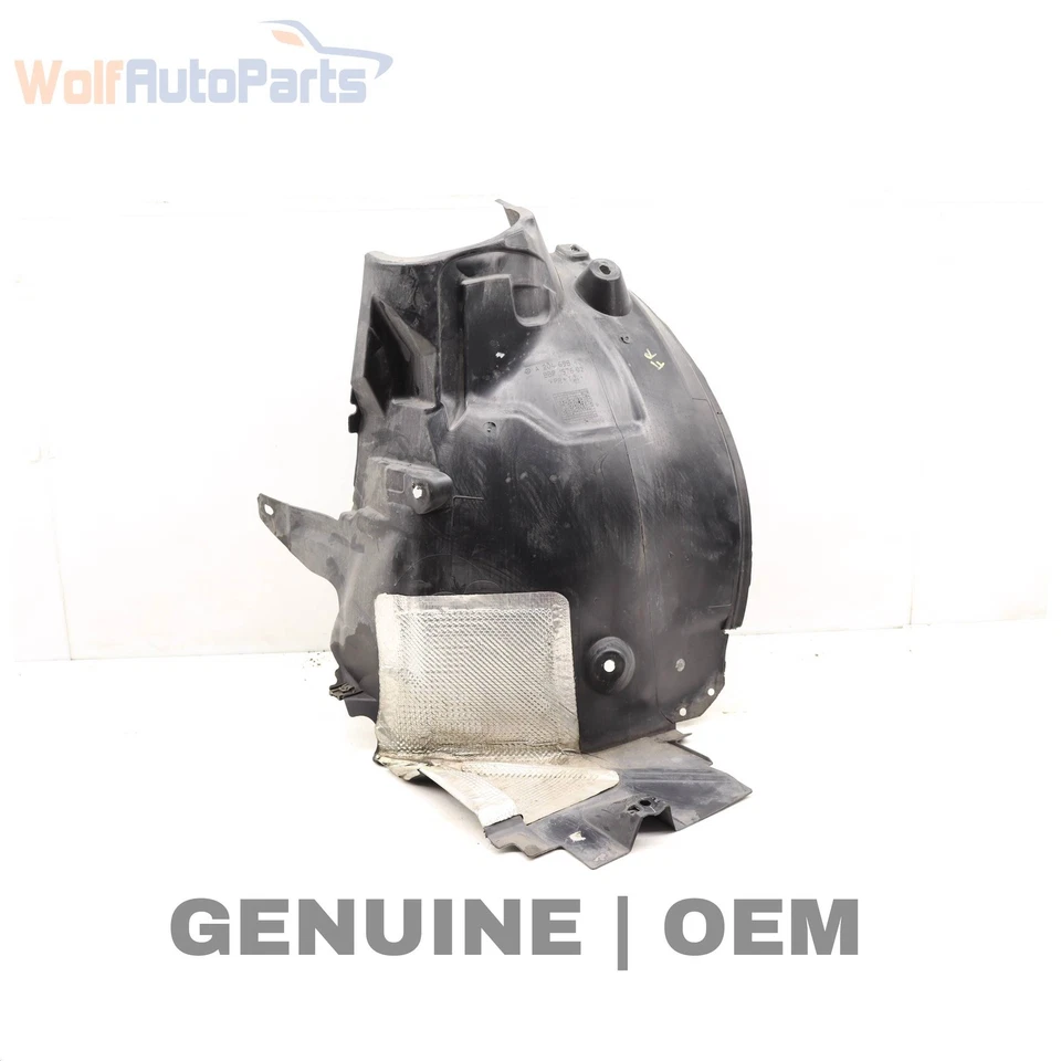 12-15 MERCEDES-BENZ C250 - Guardabarros delantero derecho / Protector contra salpicaduras - PIEZA TRASERA Foto 1 de 4