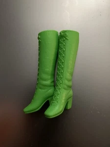 Vintage Barbie Puppe 1970 Squishy MOD Lime Green LACE UP GO GO Cowboystiefel Japan - Bild 1 von 2