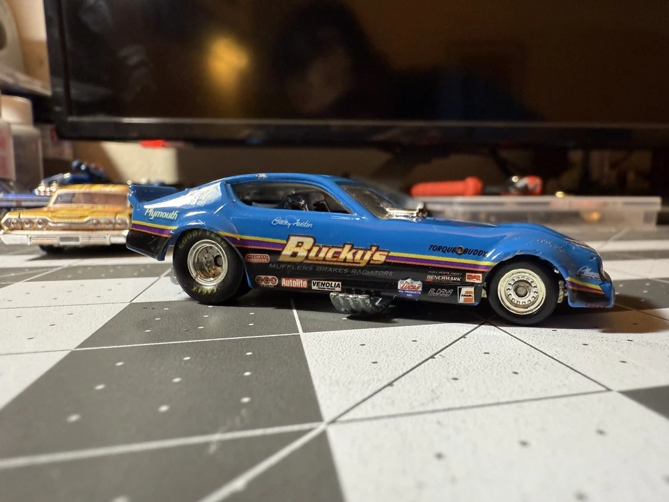 Hot Wheels Plymouth Arrow Northwest Hitter Buckys Drag Strip Demon *Daño de pintura Foto 1 de 4