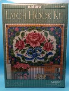 NEW Caron TRIO OF ROSES Latch Hook Rug Kit #R700 20" x 27" GORGEOUS - Picture 1 of 3
