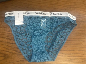 NWT Calvin Klein Womens (SMALL) CAROUSEL LACE BIKINI BRIEF QD3860-340 - Picture 1 of 3