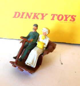 Dinky Toys 475 Ford Model T driver & passenger FIGURES with seats original