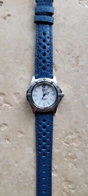 Reloj para mujer Tag Heuer WK1211 tamaño mediano serie 2000 cuero blanco plateado y azul Foto 1 de 4