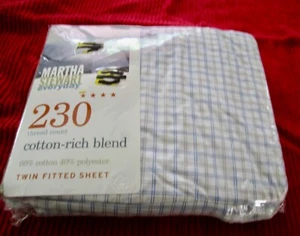 NUEVA Sábana Ajustable Martha Stewart Doble 230 Hilos Blanca con Rayas Finas (U3CL) - Imagen 1 de 3