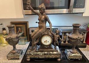 3pc ANTIQUE FRENCH GILT BRONZE MANTLE 2 FT CLOCK - Par J. Garnier - Les Roses - Picture 1 of 17