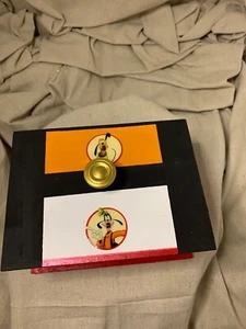 wood box for your trinkets cartoon style - Picture 1 of 4