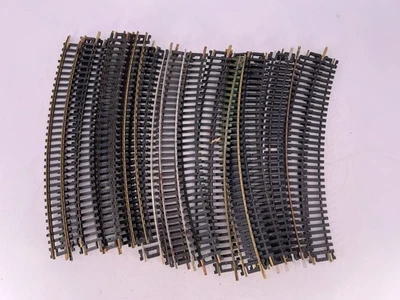 HO 9" 18R Curved Track Lot of 20 Mixed Atlas AHM Tyco Bachmann Brass Nickel Fair - Image 1 of 4