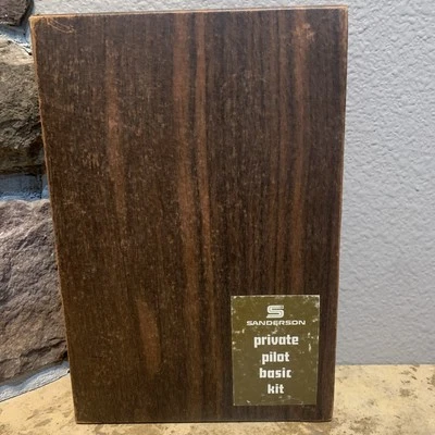 Jeppesen Sanderson Private Pilot Basic Kit 1977 With log book Foto 1 de 4