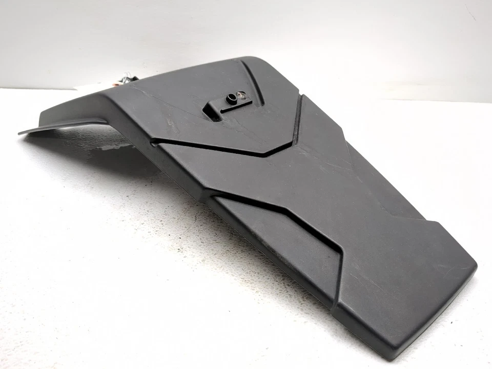 06-13 Guardabarros trasero BMW F800ST 46627680740 Foto 1 de 4